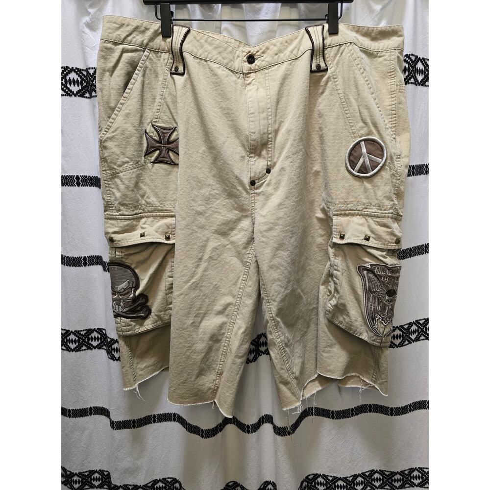Black Label tan cargo‎ cut off embroidered patch skull studded shorts size 42